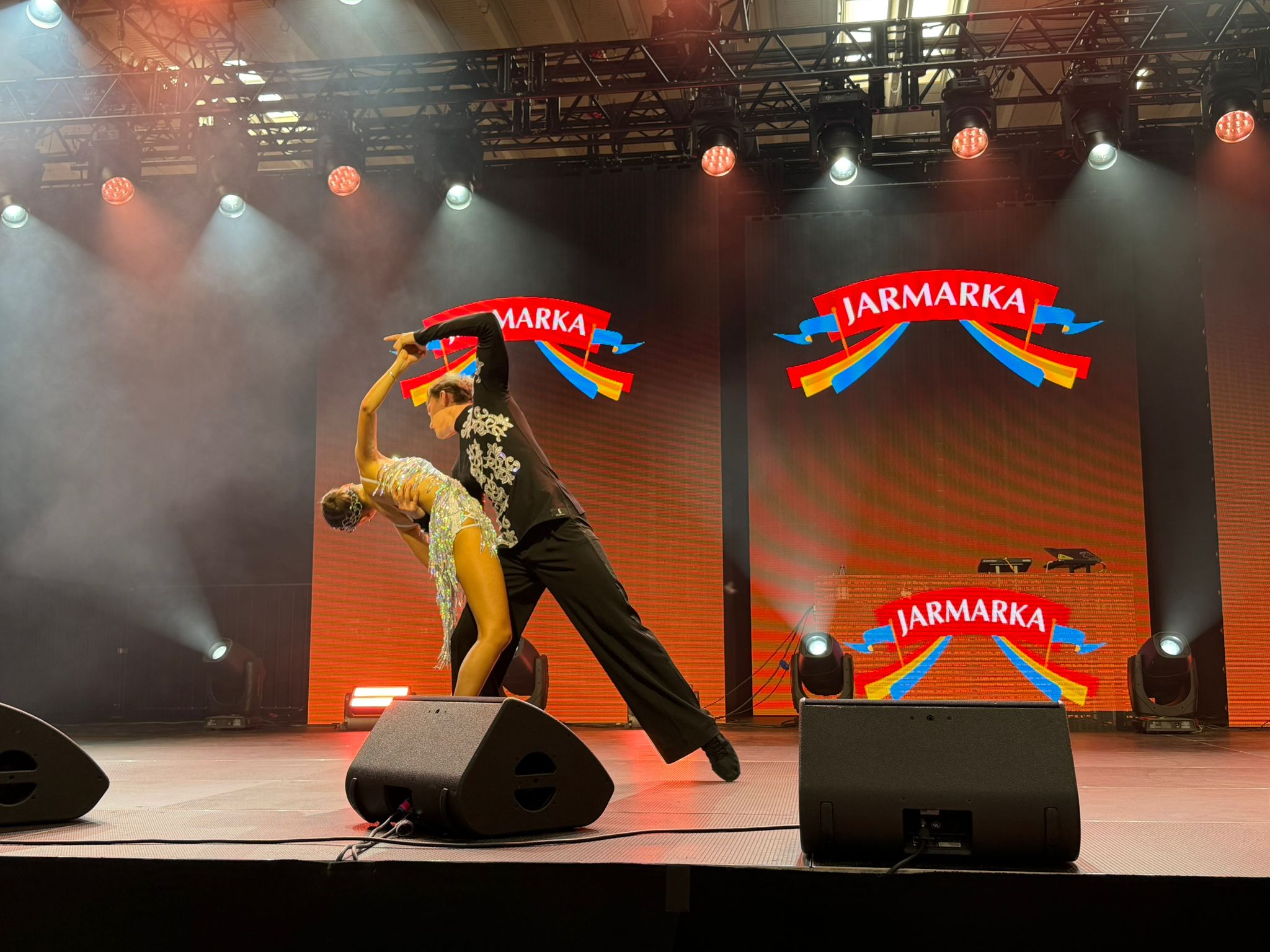 Lateintanz Show auf Bühne